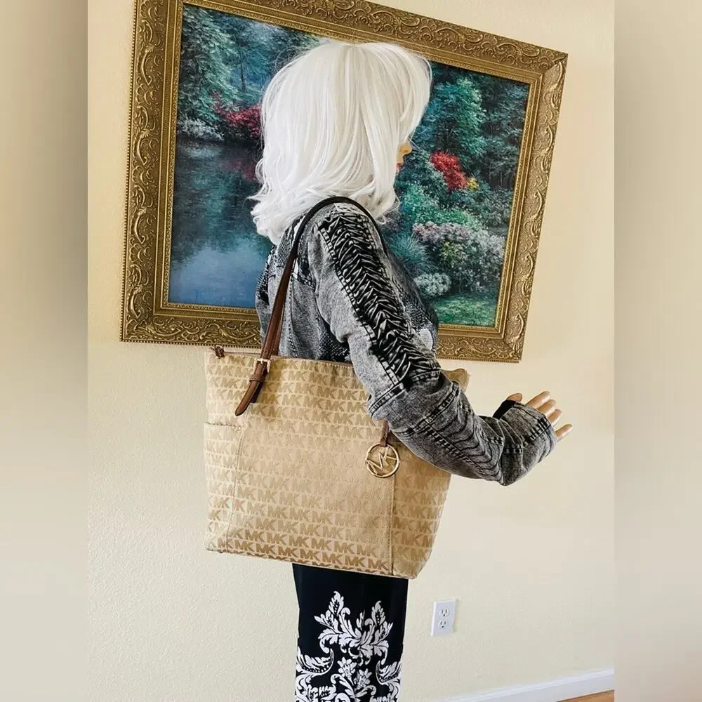 MICHAEL KORS gold Voyager canvas leather tote shoulder bag
